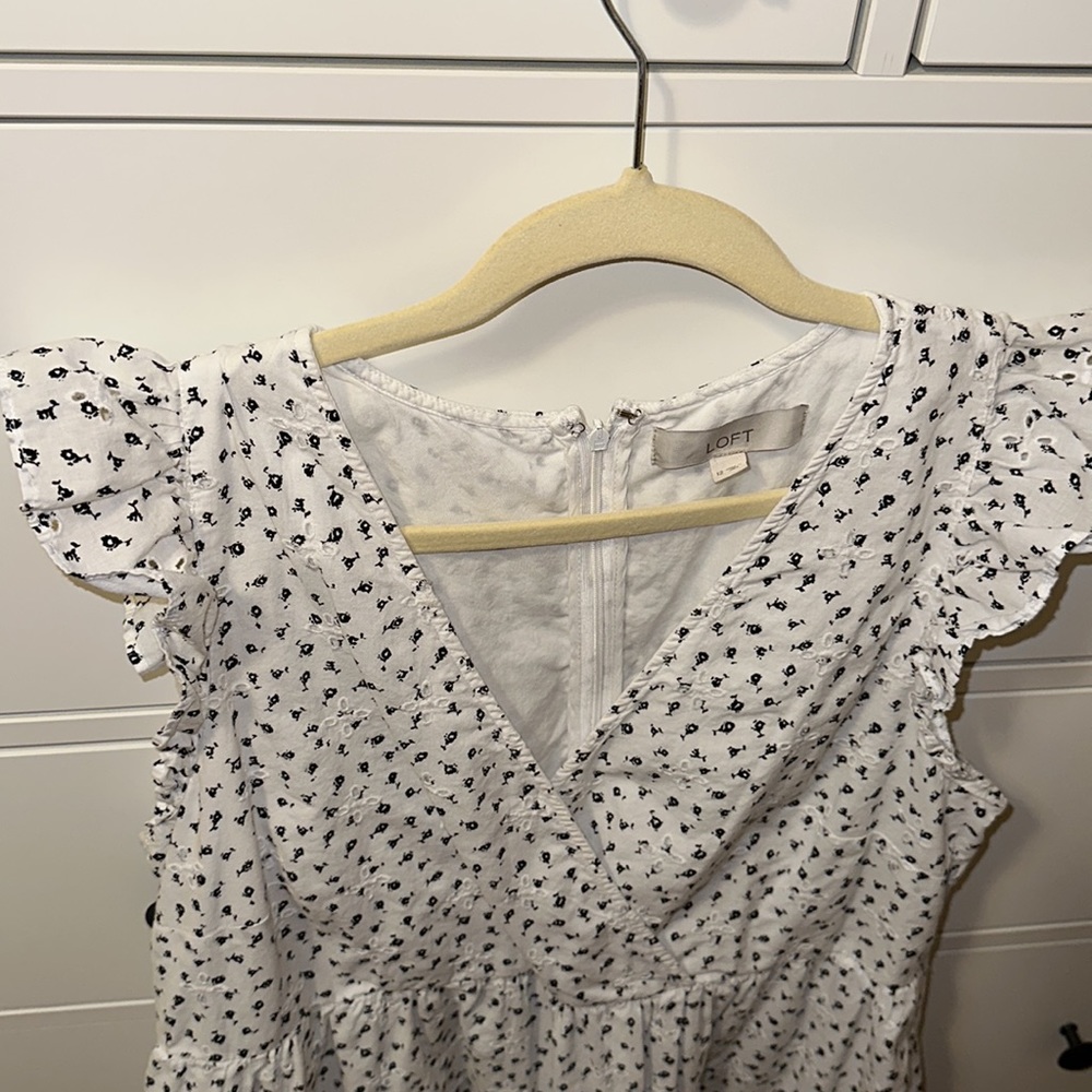 Loft size 12 the perfect light comfortable dress - Picture 2 of 4